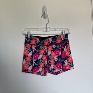 Lorna Jane cute floral athletic shorts size small